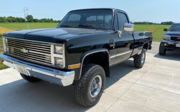 Chevrolet-silverado-1987-black-7