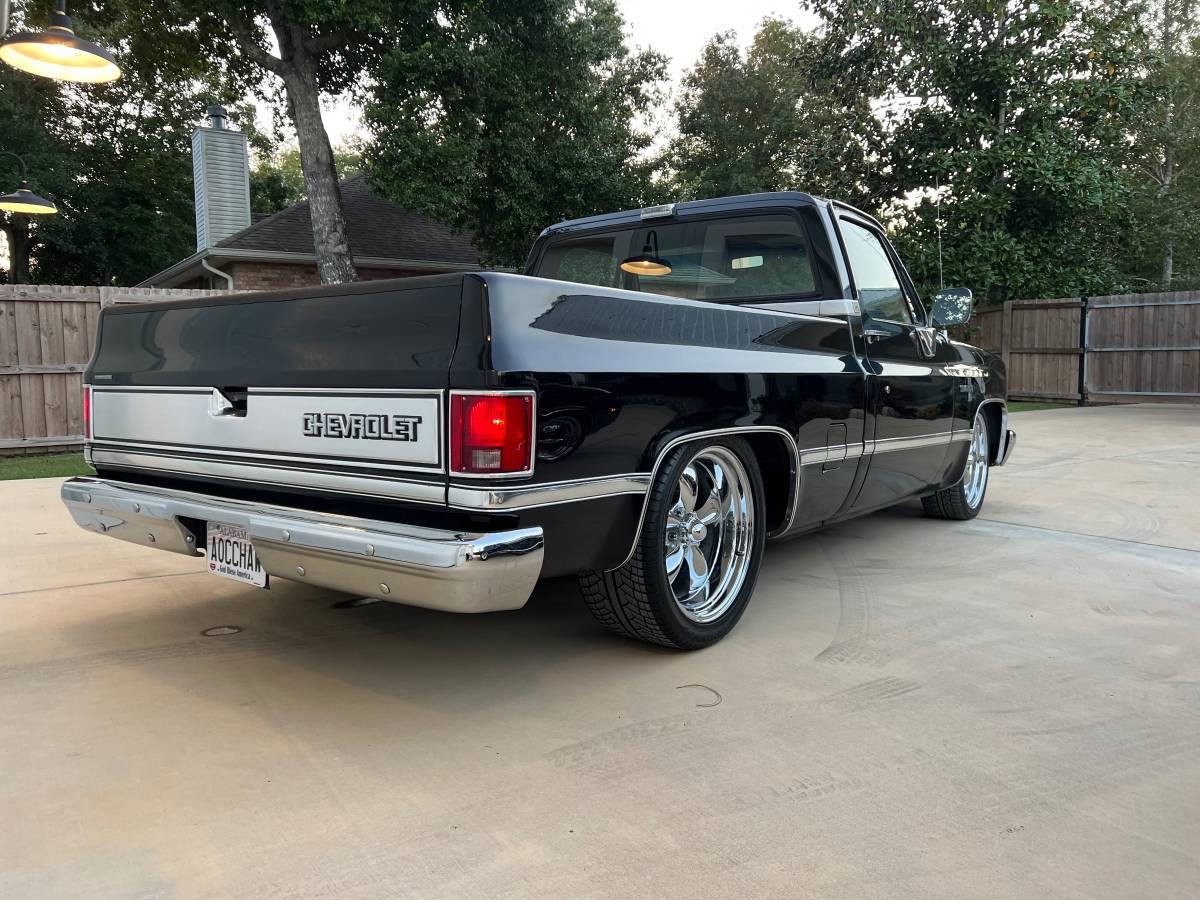 Chevrolet-silverado-1987-black-9