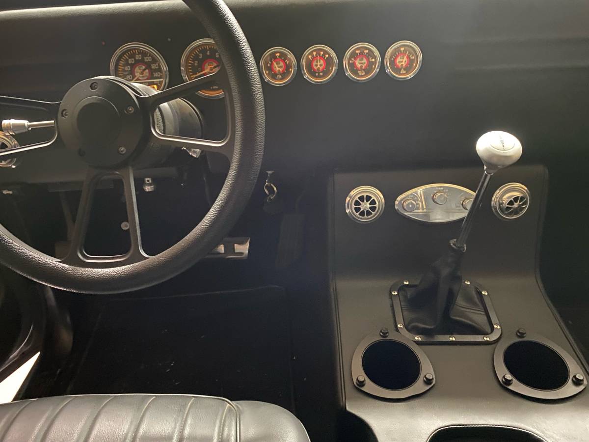 Chevrolet-silverado-1989-grey-5