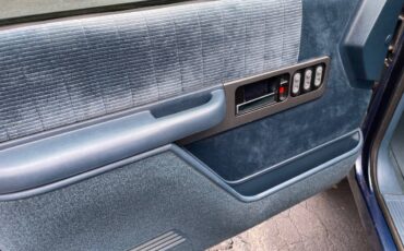 Chevrolet-silverado-1994-blue-15