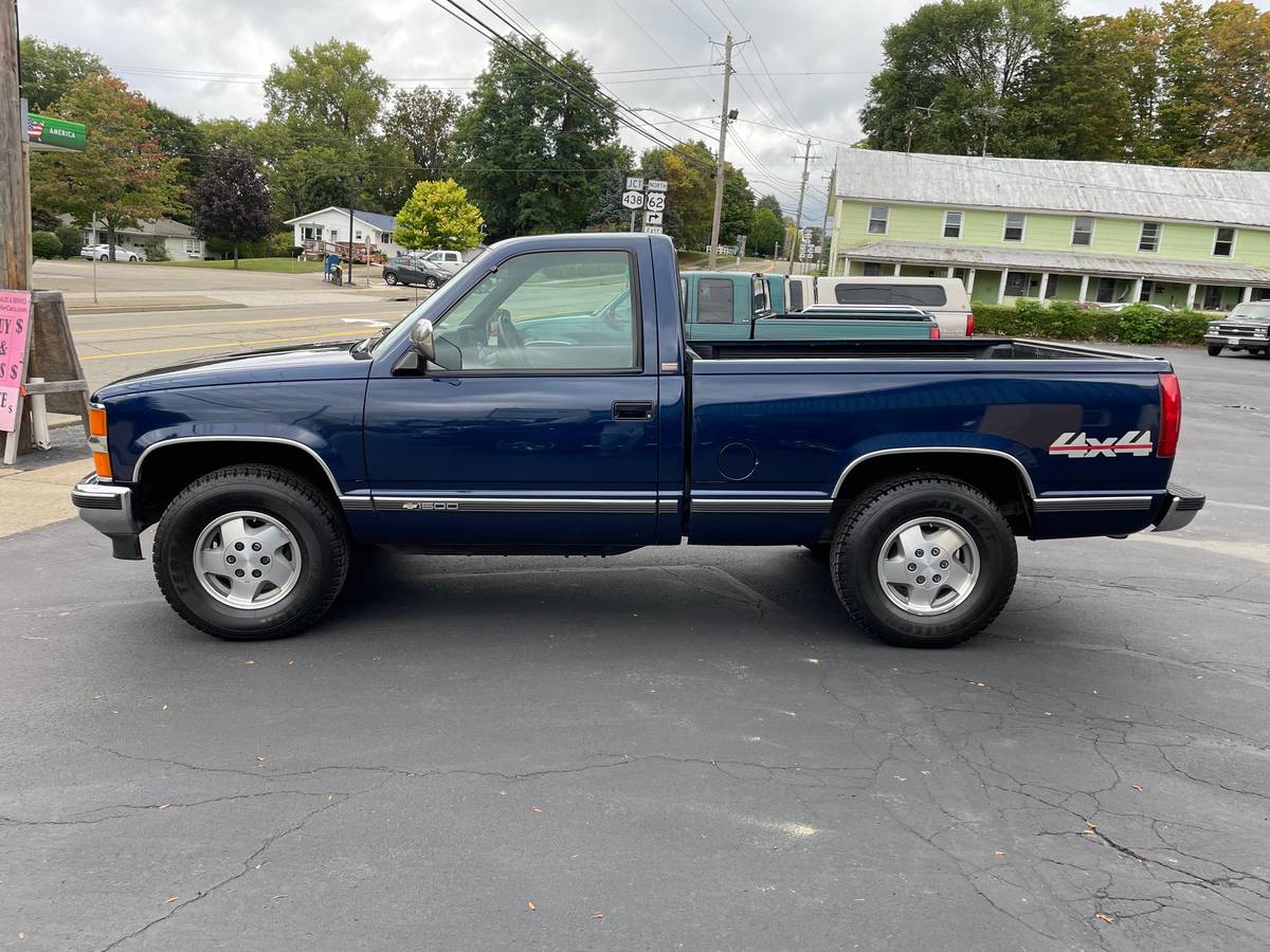Chevrolet-silverado-1994-blue