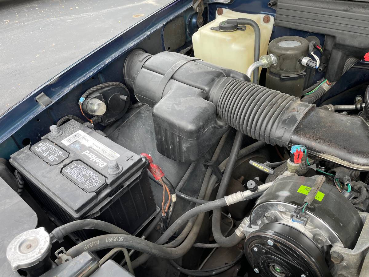 Chevrolet-silverado-1994-blue-2