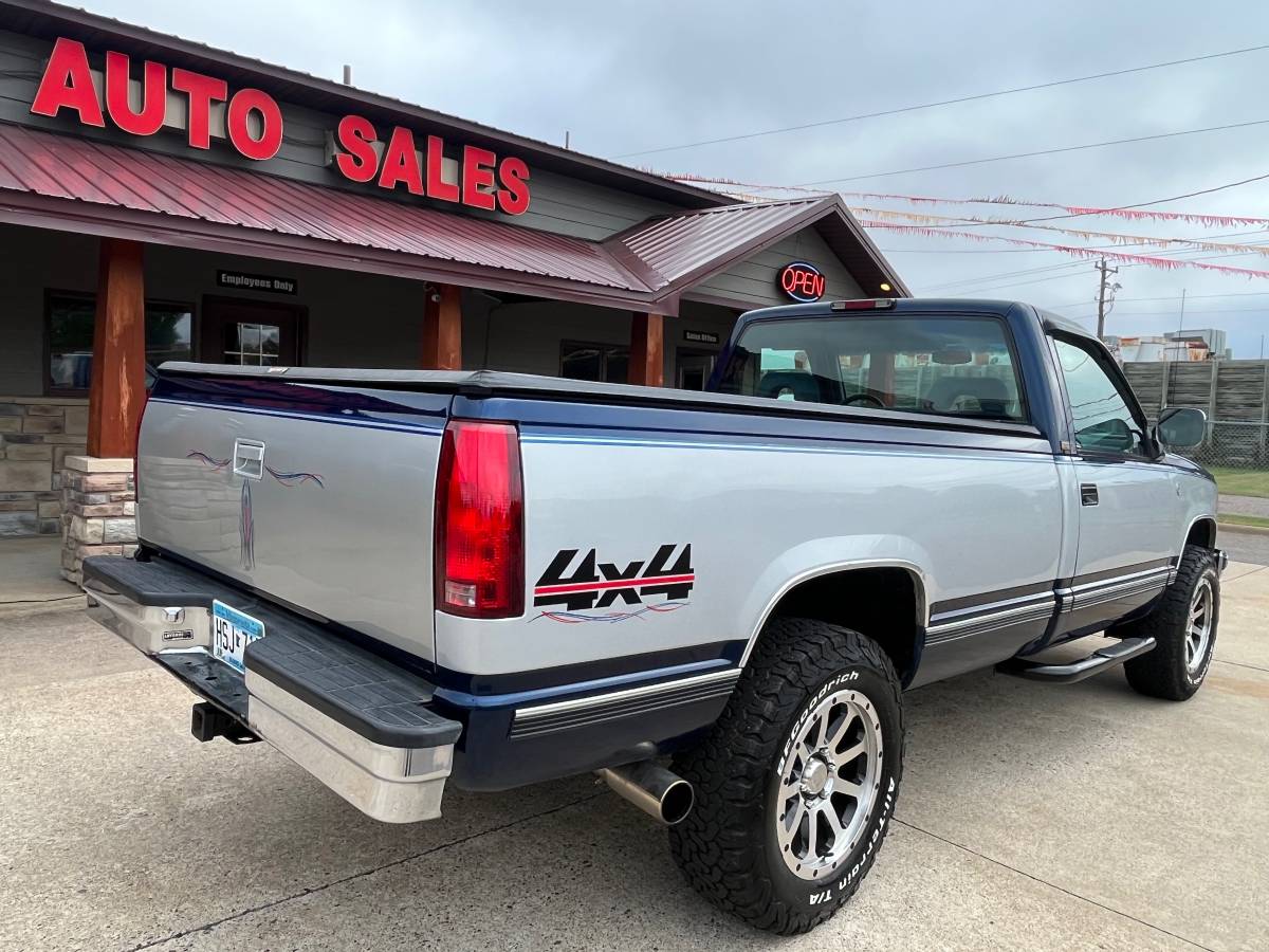 Chevrolet-silverado-1994-blue-2