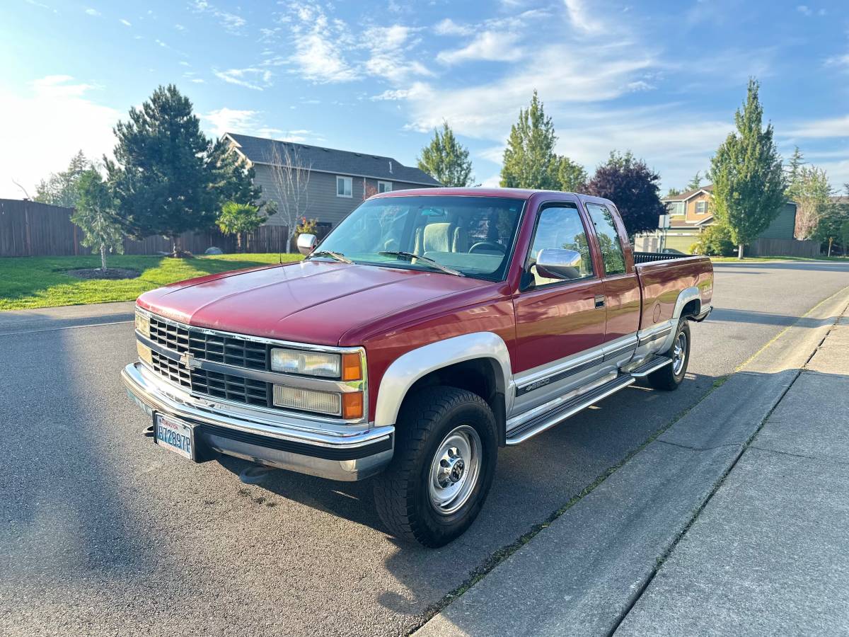 Chevrolet-silverado-2500-1993-red-5