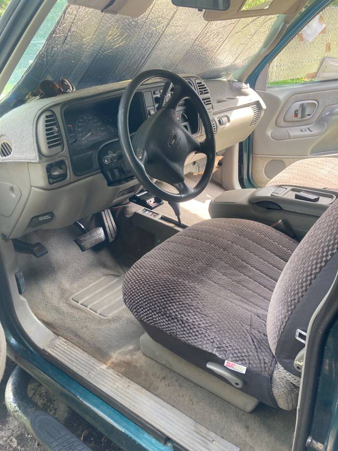 Chevrolet-silverado-2500-1995-green-4