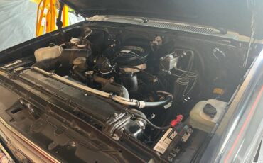 Chevrolet-silverado-2500-diesel-1987-10