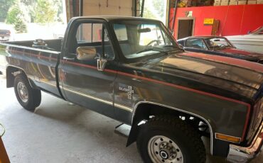 Chevrolet-silverado-2500-diesel-1987-2
