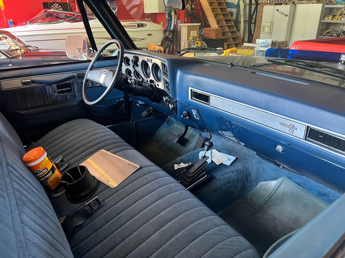 Chevrolet-silverado-2500-diesel-1987-4