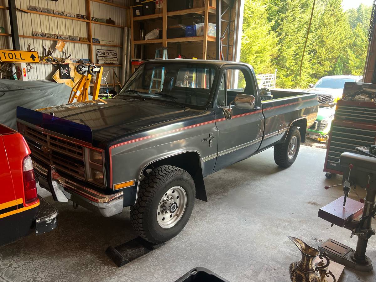 Chevrolet-silverado-2500-diesel-1987-6