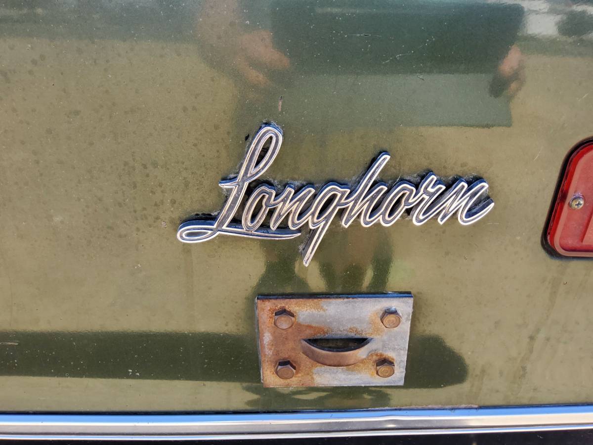 Chevrolet-silverado-2500hd-1971-green-2