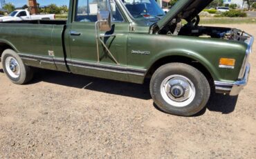 Chevrolet-silverado-2500hd-1971-green-6