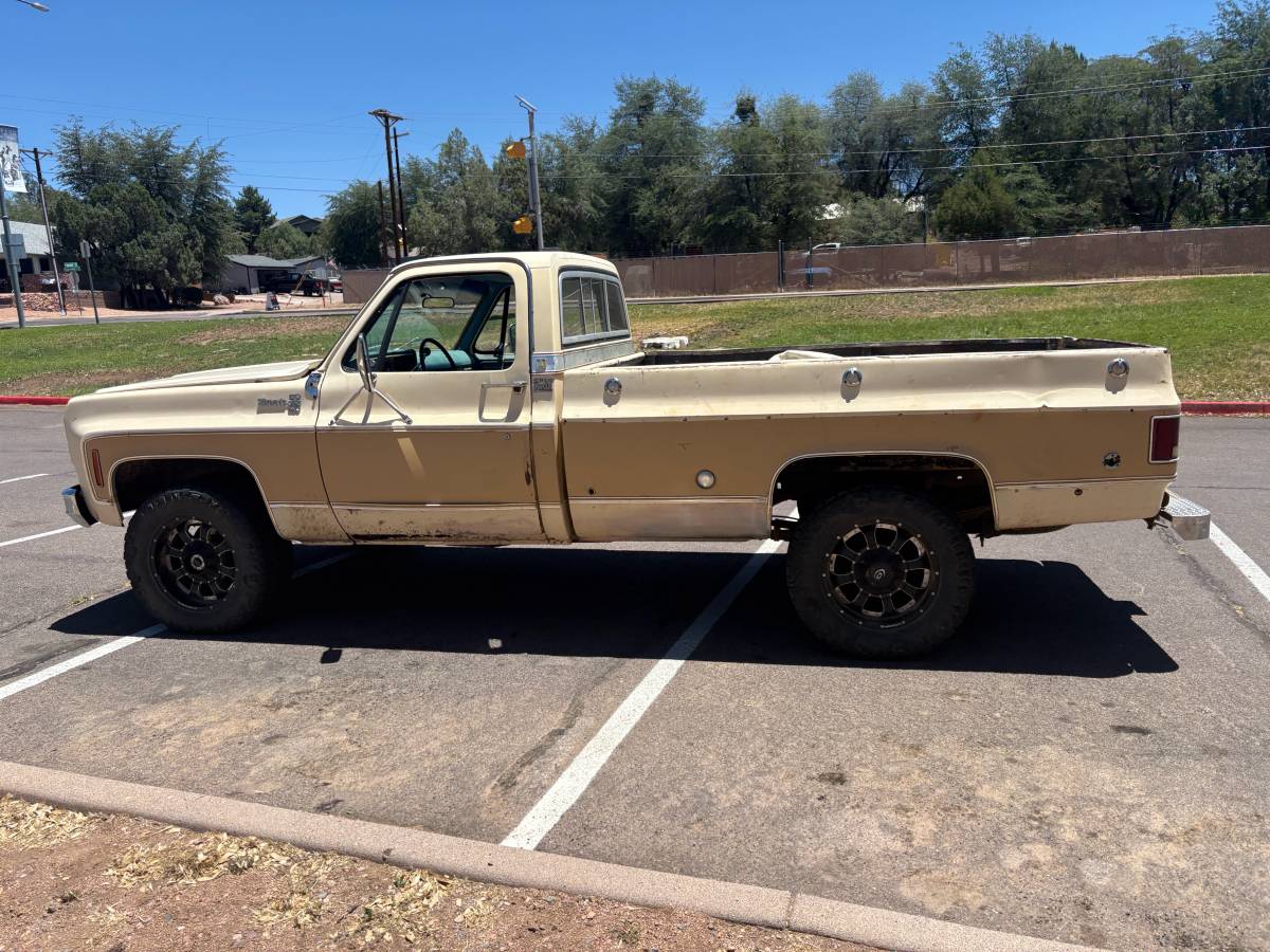 Chevrolet-silverado-2500hd-1977-1