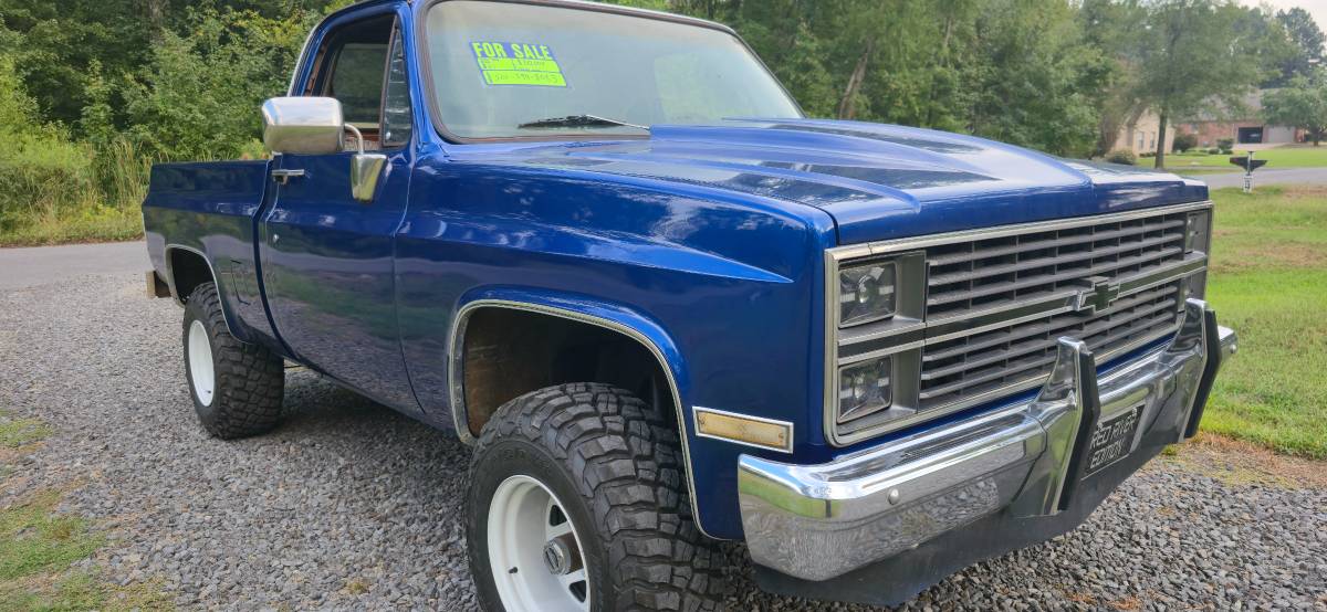 Chevrolet-silverado-2500hd-1983-blue-17