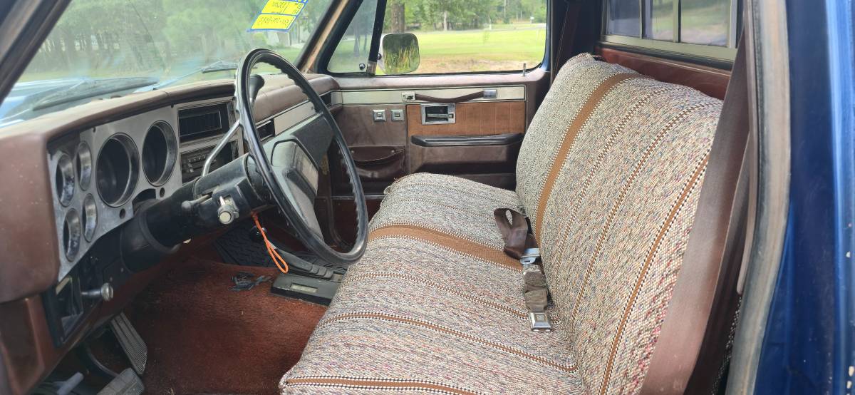 Chevrolet-silverado-2500hd-1983-blue-8