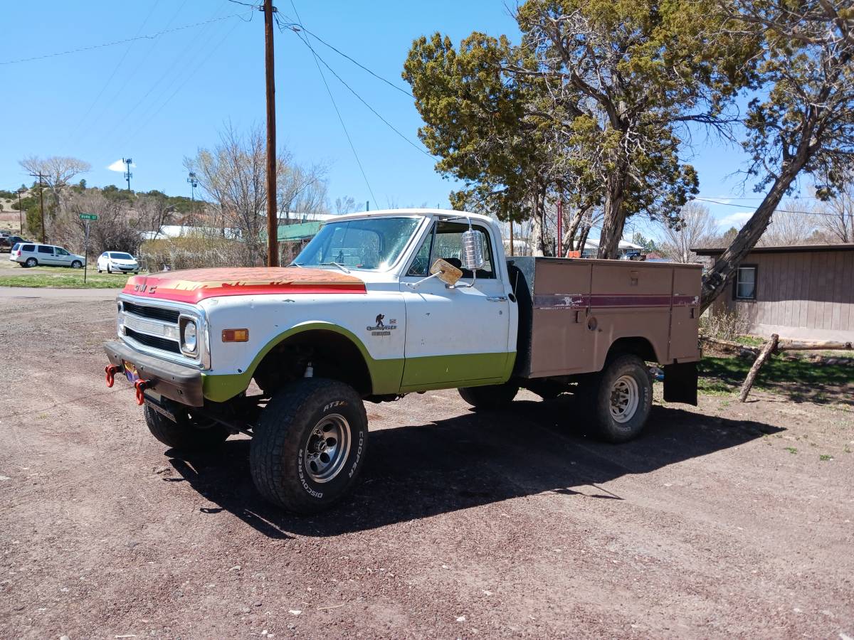 Chevrolet-silverado-2500hd-diesel-1969-custom-10