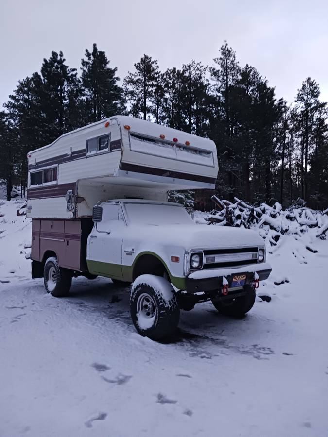 Chevrolet-silverado-2500hd-diesel-1969-custom-12