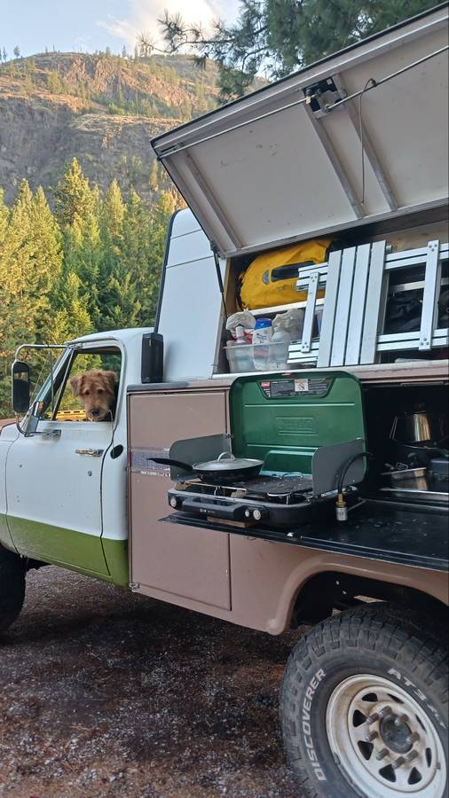Chevrolet-silverado-2500hd-diesel-1969-custom-14
