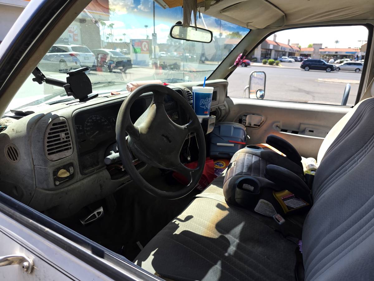 Chevrolet-silverado-3500hd-1992-white-1