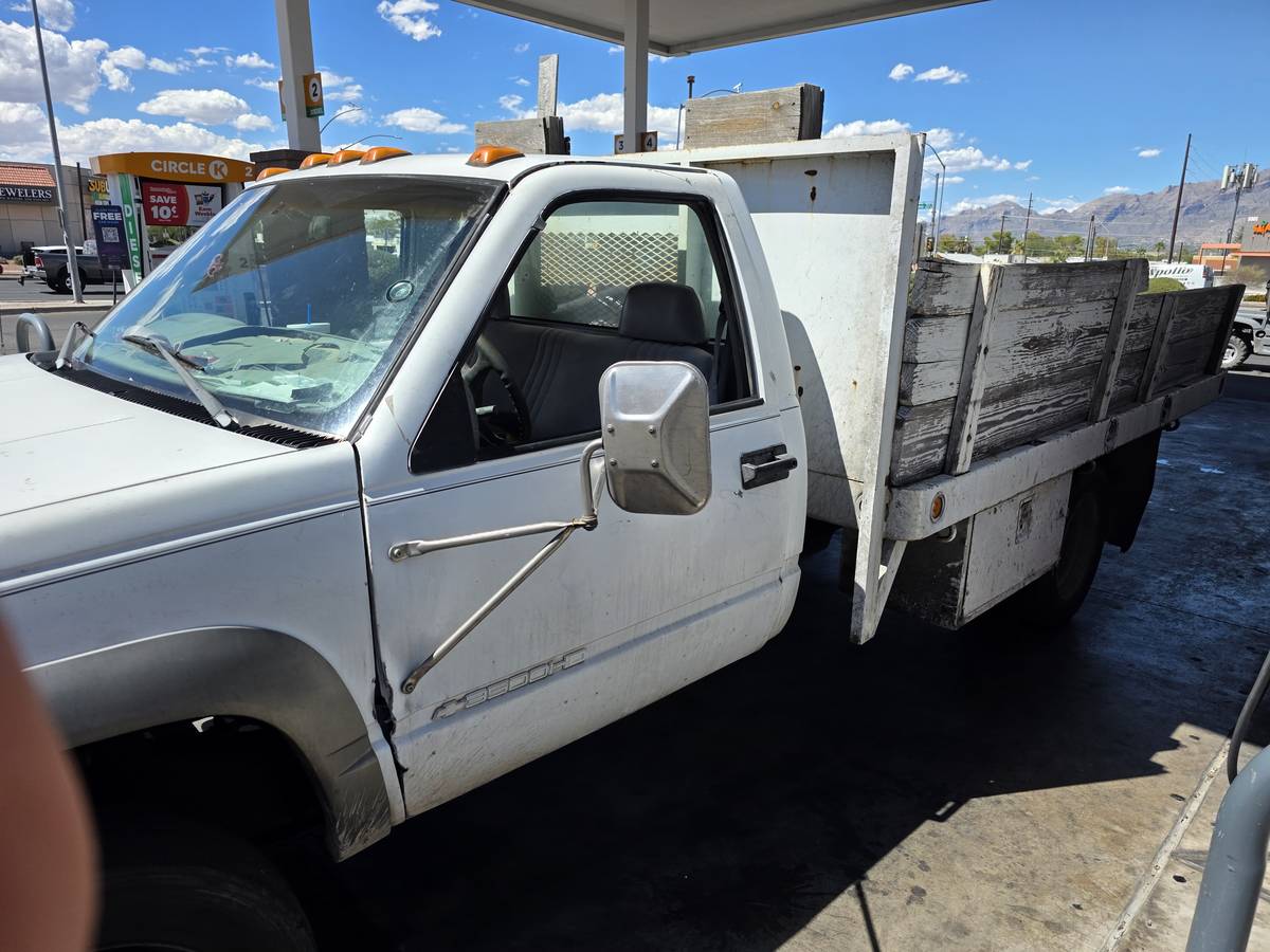 Chevrolet-silverado-3500hd-1992-white-5