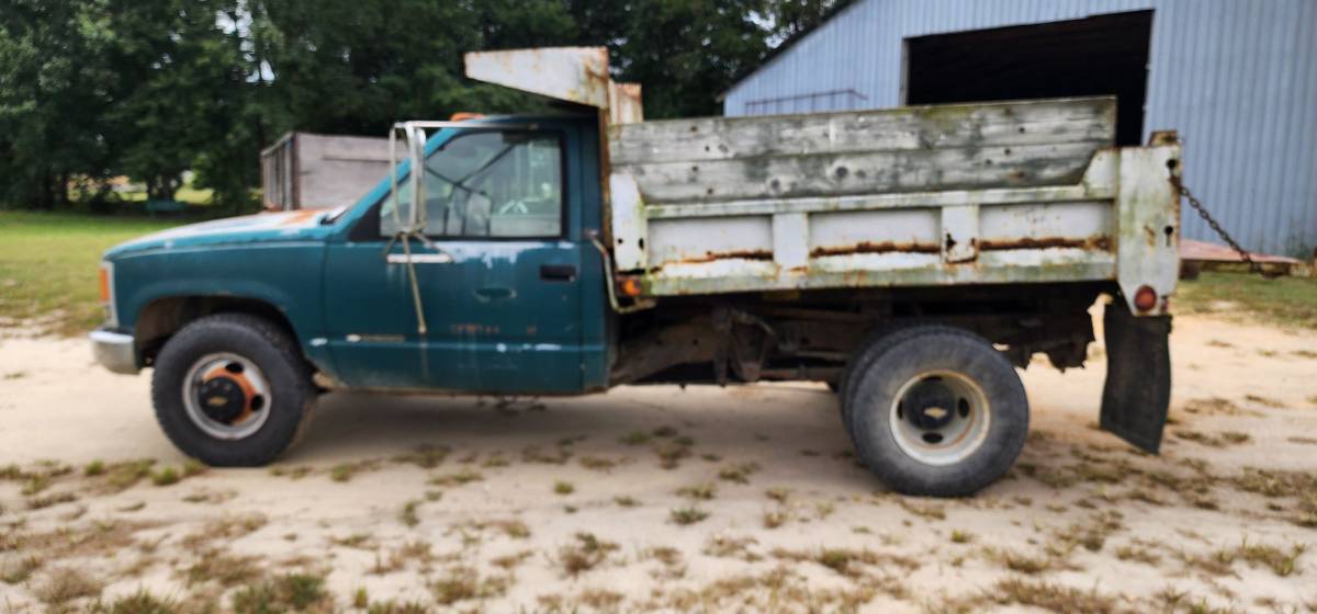 Chevrolet-silverado-3500hd-1993-green-1