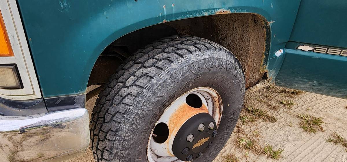 Chevrolet-silverado-3500hd-1993-green-12
