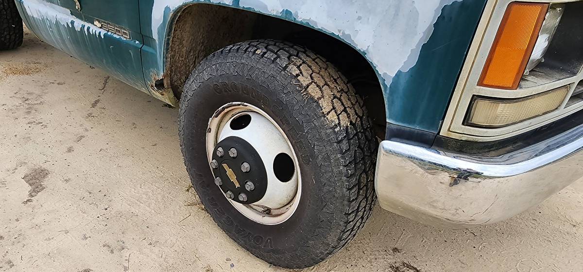 Chevrolet-silverado-3500hd-1993-green-13