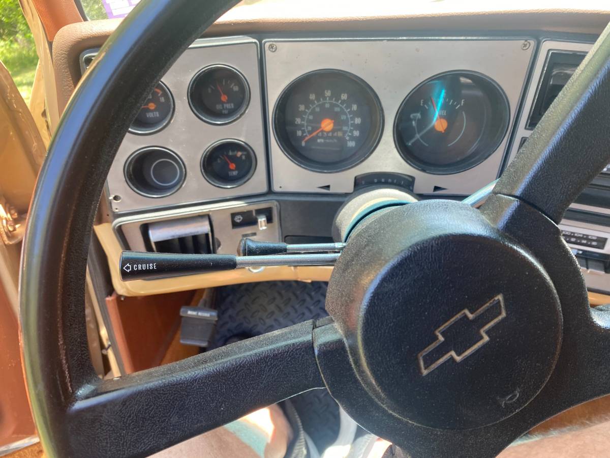 Chevrolet-silverado-c10-1978-4
