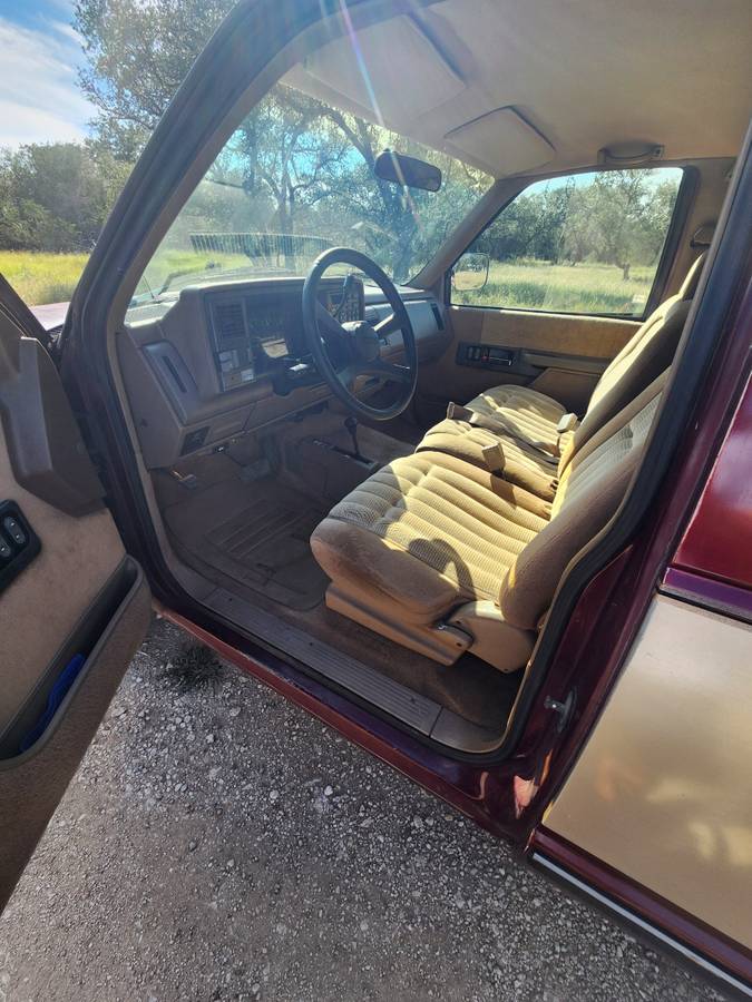 Chevrolet-silverado-k1500-1993-white-10