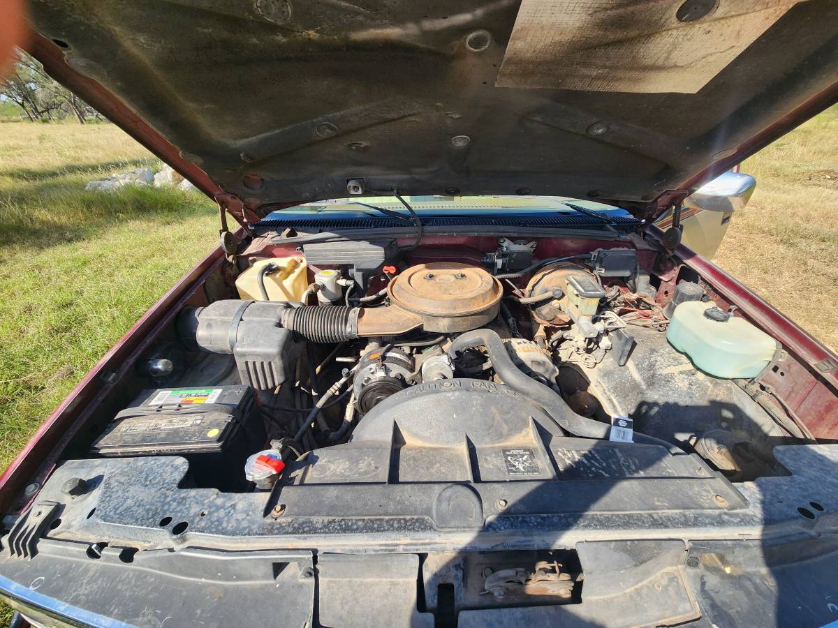 Chevrolet-silverado-k1500-1993-white-15
