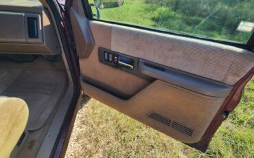 Chevrolet-silverado-k1500-1993-white-3