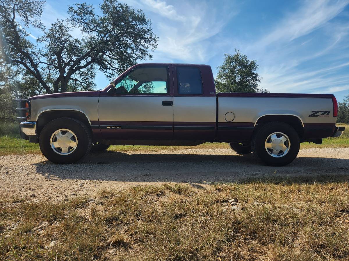 Chevrolet-silverado-k1500-1993-white