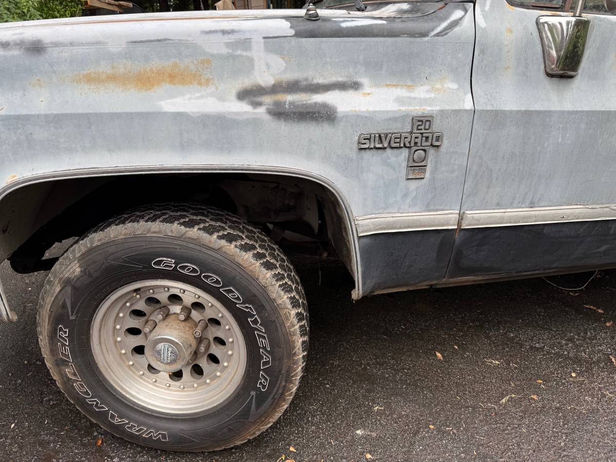 Chevrolet-silverado-k20-diesel-1984-4
