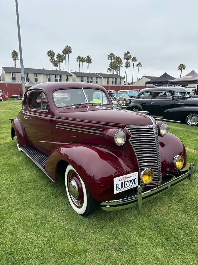 Chevrolet-sport-coupe-master-deluxe-1938-8