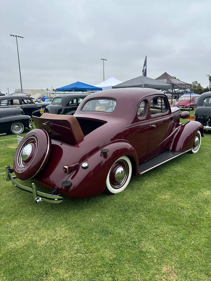 Chevrolet-sport-coupe-master-deluxe-1938-9