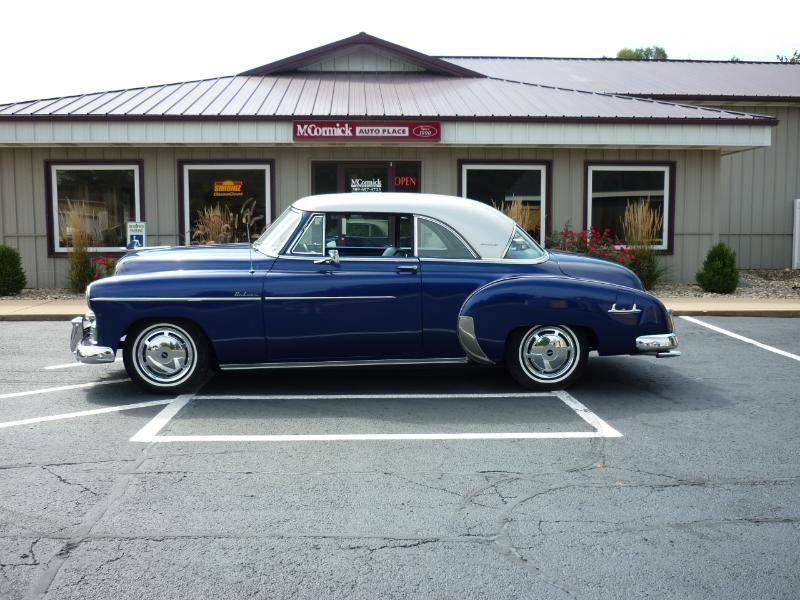 Chevrolet-styleline-1950-blue-1