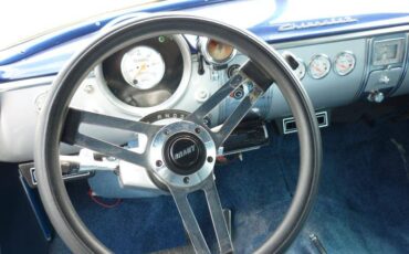 Chevrolet-styleline-1950-blue-11