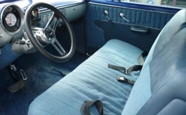 Chevrolet-styleline-1950-blue-17