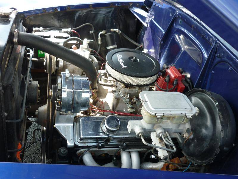 Chevrolet-styleline-1950-blue-22