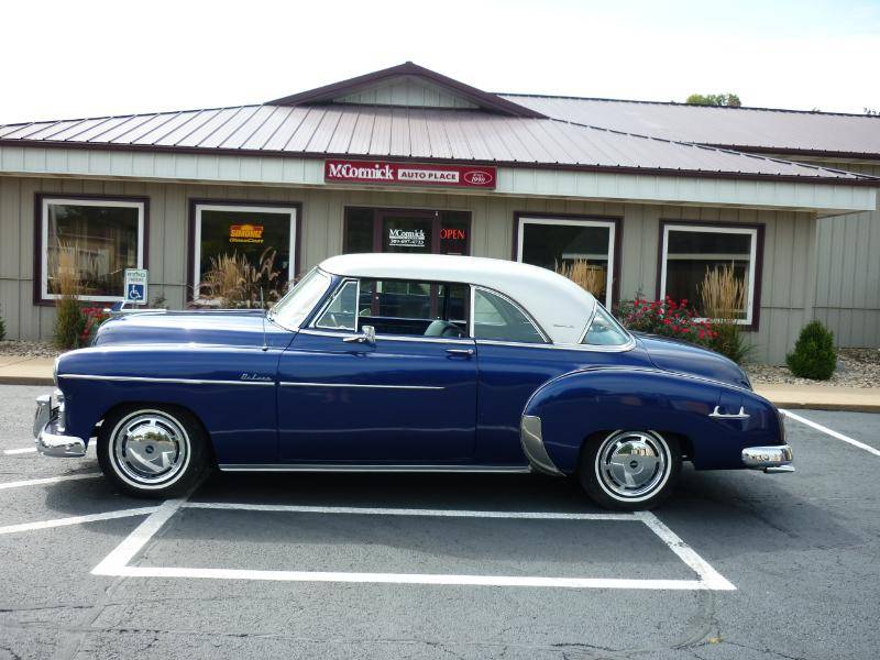 Chevrolet-styleline-1950-blue-23