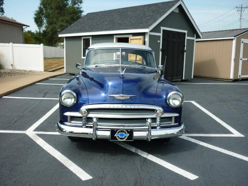 Chevrolet-styleline-1950-blue-3
