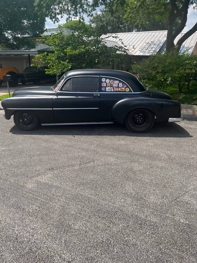 Chevrolet-styleline-deluxe-1952-16