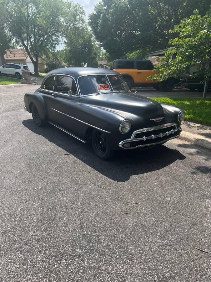 Chevrolet-styleline-deluxe-1952-17
