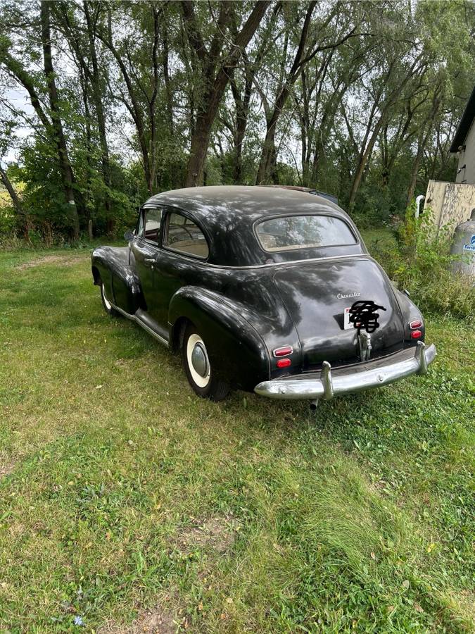 Chevrolet-stylemaster-2-door-1947-black-11