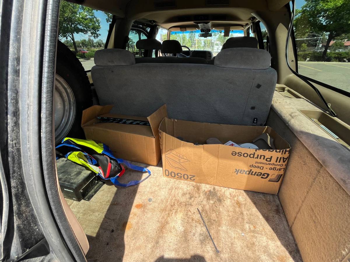 Chevrolet-suburban-12-ton-ls-1995-black-2