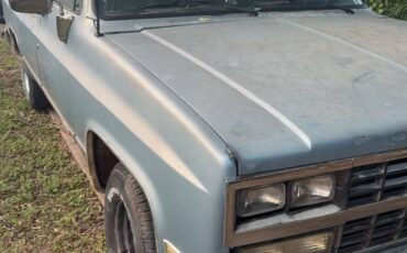 Chevrolet-suburban-12-ton-nominal-1989-10