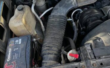 Chevrolet-suburban-12-ton-nominal-1989-16
