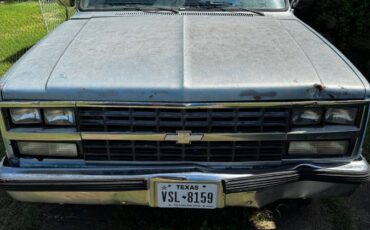 Chevrolet-suburban-12-ton-nominal-1989-17