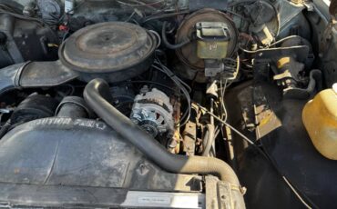 Chevrolet-suburban-12-ton-nominal-1989-18