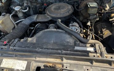 Chevrolet-suburban-12-ton-nominal-1989-19