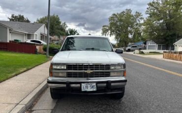 Chevrolet-suburban-1500-1993-3